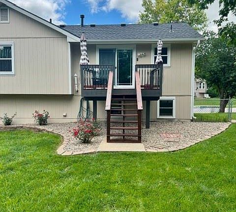 3rd image of 1320 Andrea Dr