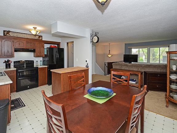 5th image of 7868 73rd St S