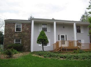 69 E 7 Stars Rd, Phoenixville, PA 19460