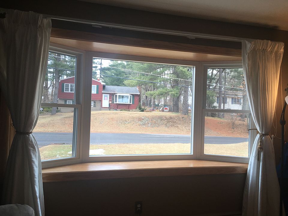 1st image of 2200 Pine Dr