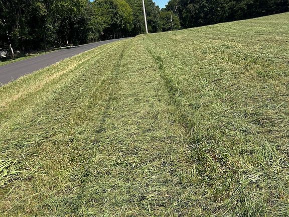 3rd image of 4017 Blue Level Rd