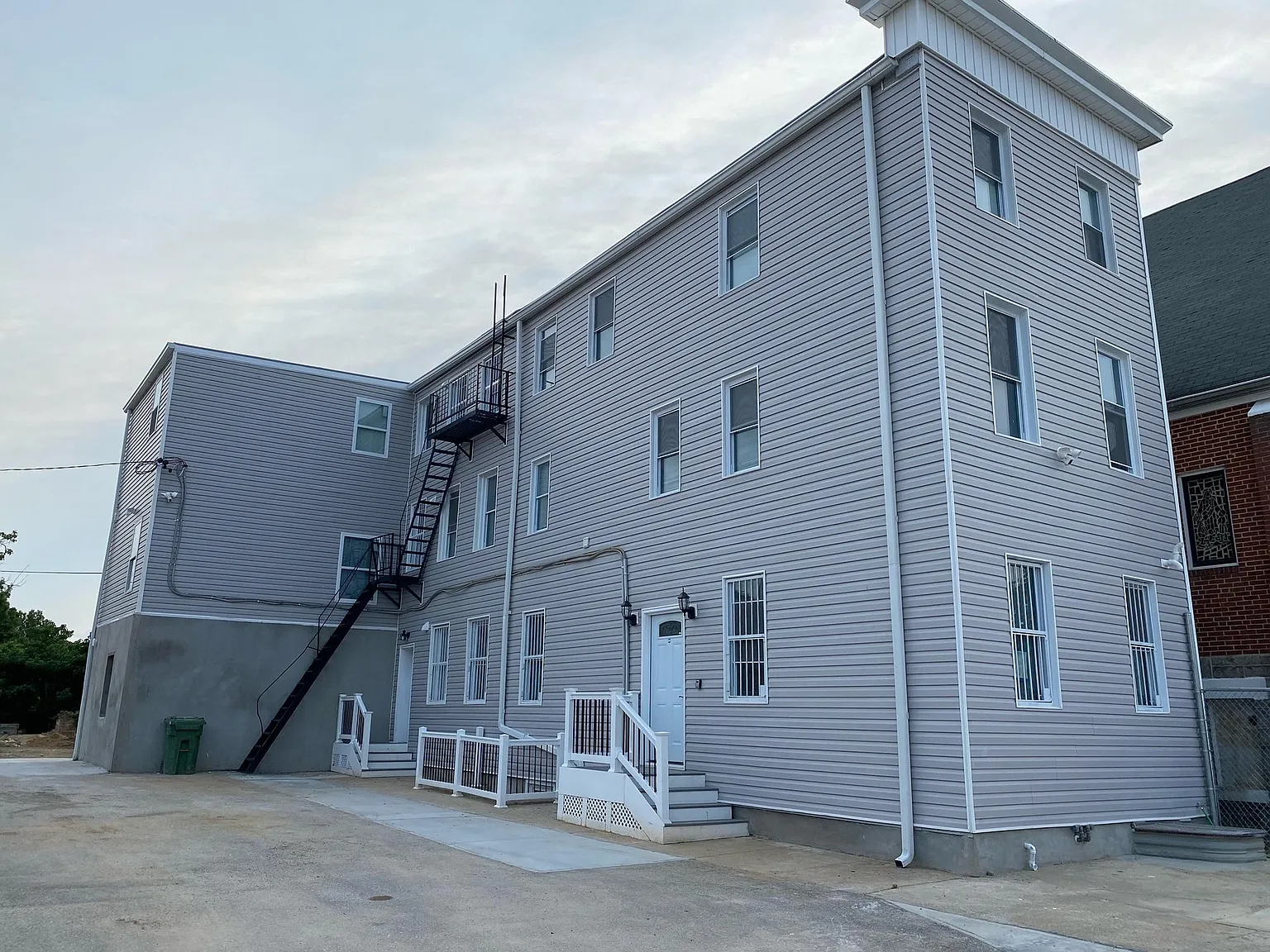 1 bed, $600 — Photo 1
