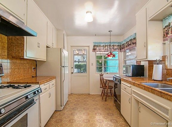 5th image of 4411 Dale Ave