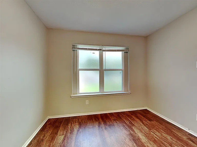 3703 Nutwood Ln — Photo 10