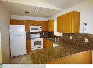 2000 SW 9th St #1, Fort Lauderdale, FL 33312