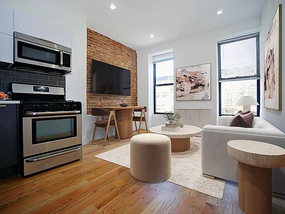 2nd image of 132 Hancock St APT 3A