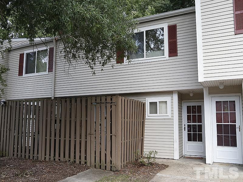 1st image of 220 Elizabeth St APT A13
