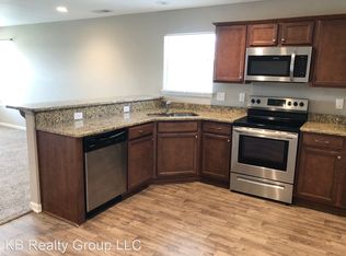 8226 SE 6th St, Blue Springs, MO 64014
