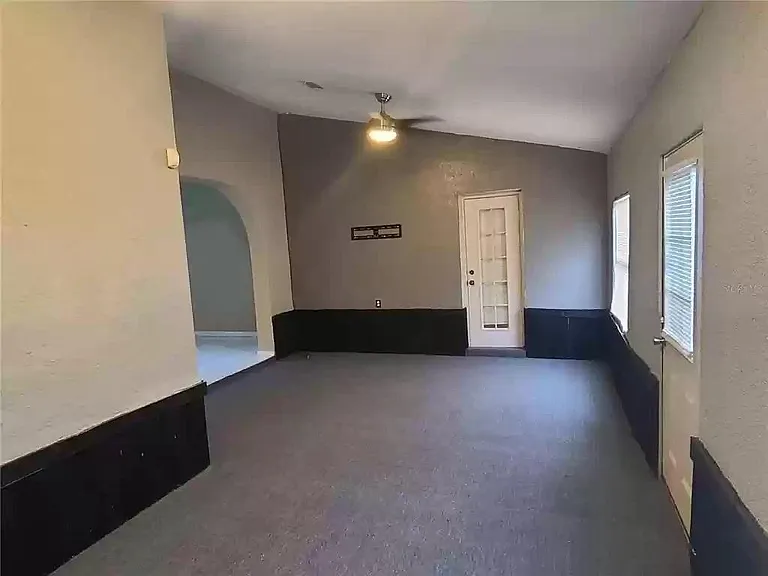 3733 Weetamoo Cir — Photo 11