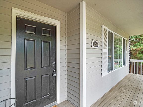 4th image of 2313 114th Avenue NE