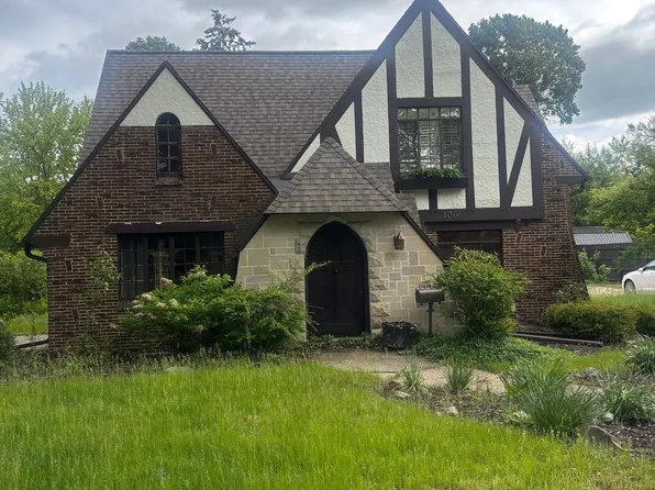 106 Country Club Blvd, Battle Creek, MI 49015