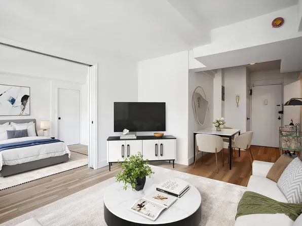 333 East 46th Street 20D image 2 of 8