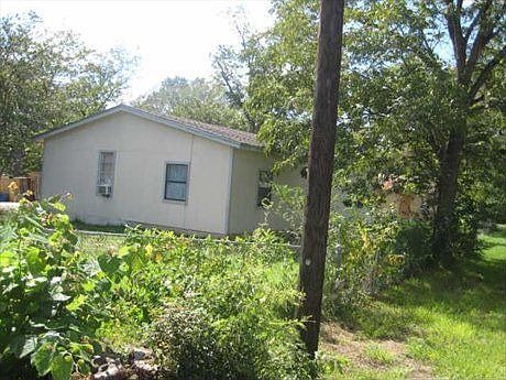 1st image of 200 Yeager St