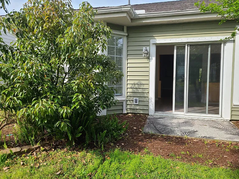 565 Colonel Thomas Heyward Rd — Photo 18