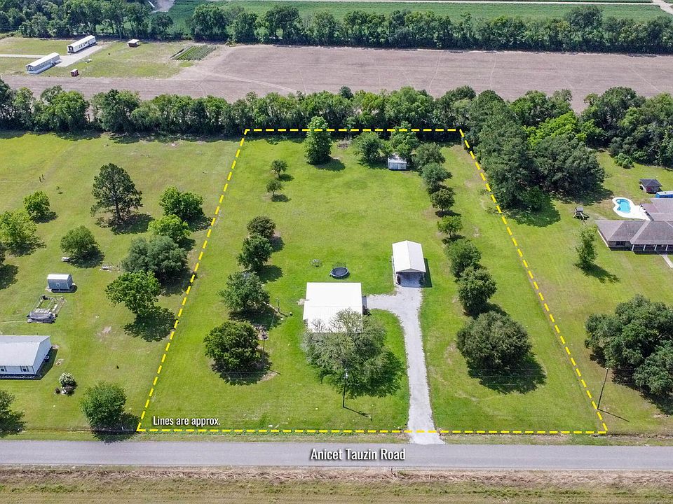 1st image of 310 Anicet Tauzin Rd