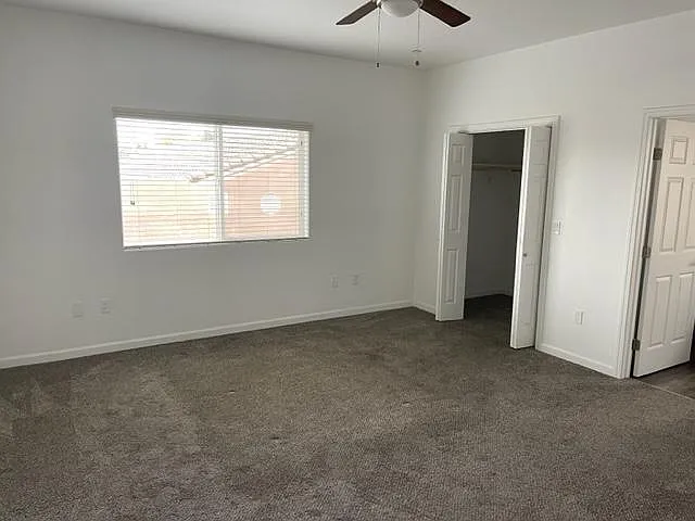 3 bed, 2.5 bath, 1250 sqft, $2,050 — Photo 2