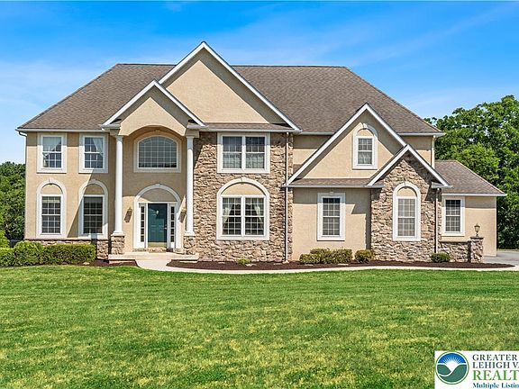 2nd image of 3940 Whitetail Ct
