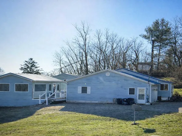 156 Rodgers St, Corning, OH 43730