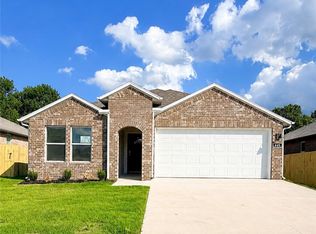 645 S Neon Ave, Fayetteville, AR 72704