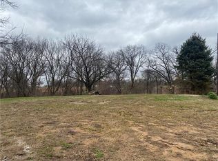 10500 NW Old Tiffany Springs Rd, Kansas City, MO 64153