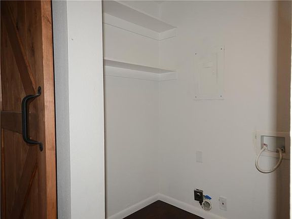 4th image of 13650 Charcoal Ln