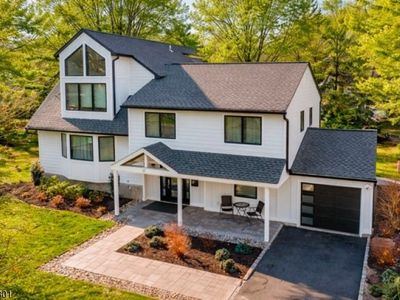 17 Badgley Dr, New Providence, NJ, 07974