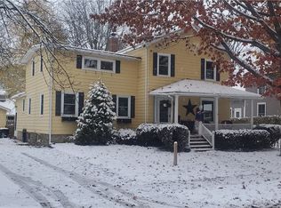 51 Paine St, East Aurora, NY 14052