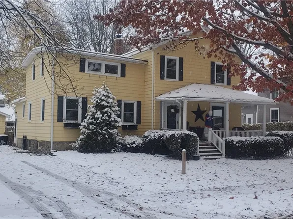 51 Paine St, East Aurora, NY 14052