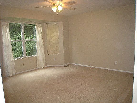 Master BR with walkin closet