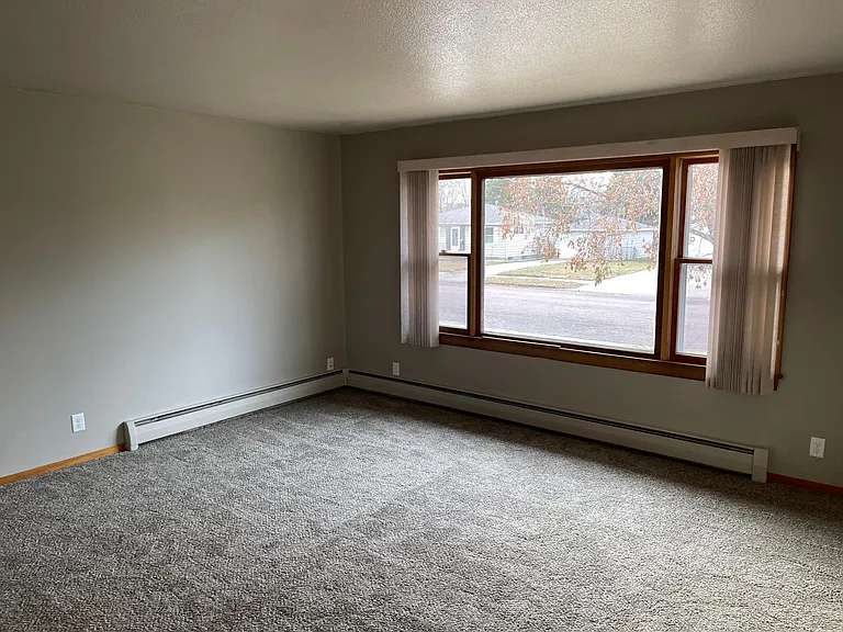 608 S Anderson St — Photo 14