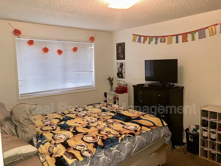 3526 132nd St SW — Photo 3