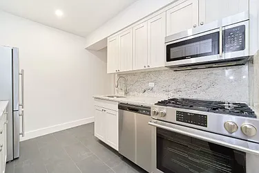 Rented by Living New York