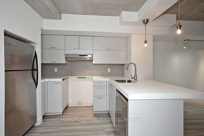 43 Stewart St #104 — Photo 10