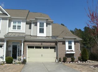 8349 Yaxley Hall Dr, Raleigh, NC 27616