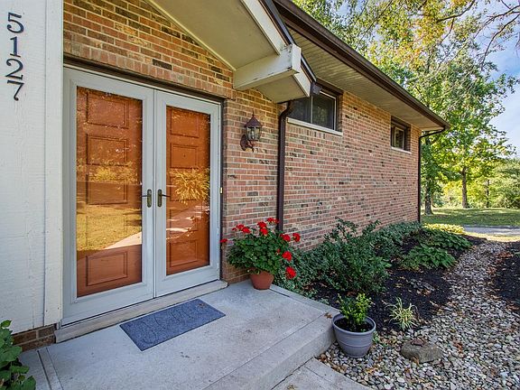 4th image of 5127 Country Hills Dr