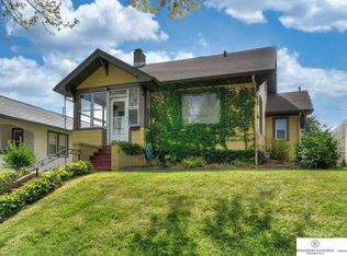 4323 Mayberry St, Omaha, NE 68105