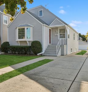 7749 W Palatine Ave, Chicago, IL, 60631