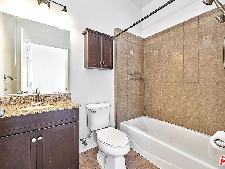 705 S Gramercy Pl — Photo 10