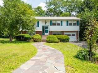 6 Purcell Dr, Billerica, MA 01821