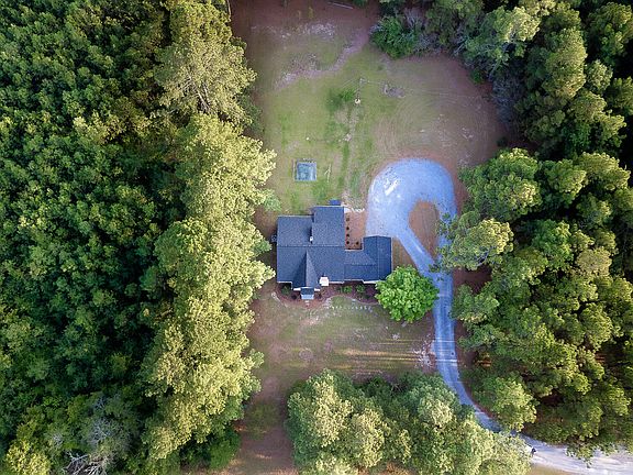 4th image of 563 Eagle Springs Road