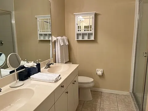 432 Valerie Way #202 — Photo 17