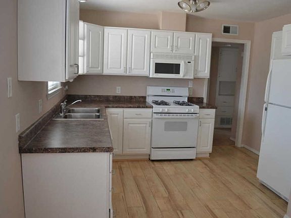 5th image of 1164 Chaco Ave