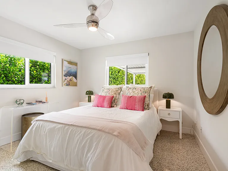 2882 W Vina Del Mar Blvd — Photo 32
