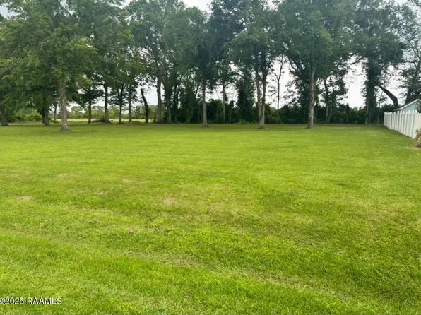 16 Grove Park, Arnaudville, LA 70512