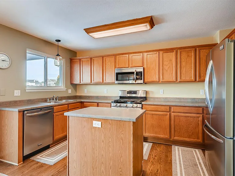 2489 Cove Creek Ct — Photo 11