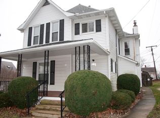 907 1/2 N Harrison St, Syracuse, IN 46567