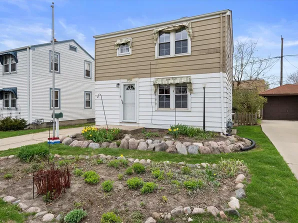 2755 South Humboldt Park COURT, Milwaukee, WI 53207