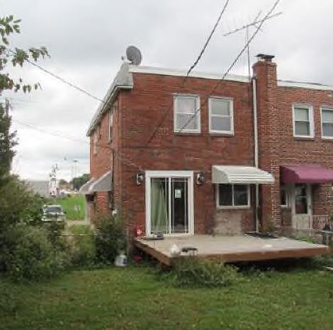 2nd image of 419 W South Ave