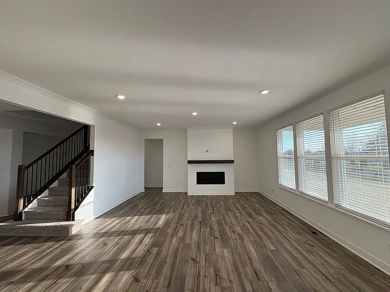 11724 Aubrey Ln — Photo 17