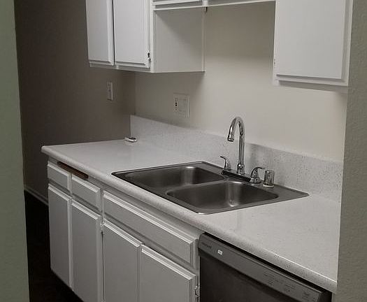 3rd image of 18415 Dearborn St #304